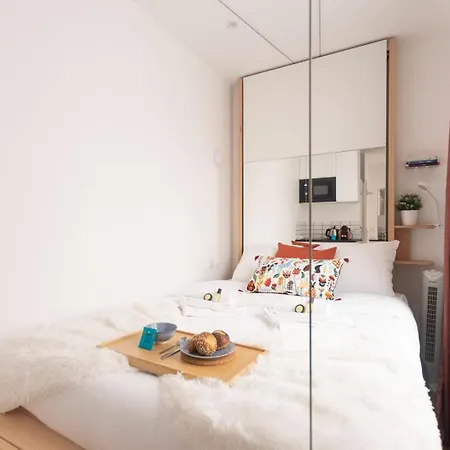 Super Mini - 2 Pax, Bed 公寓