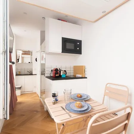 Super Mini - 2 Pax, Bed *