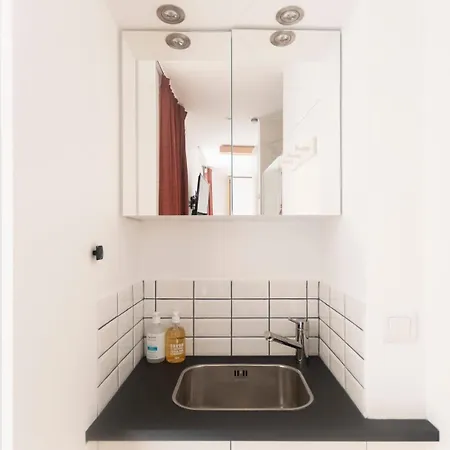 Super Mini - 2 Pax, Bed Párizs